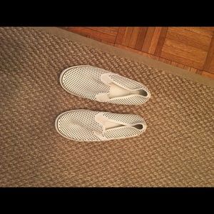 Tory burch white shoes